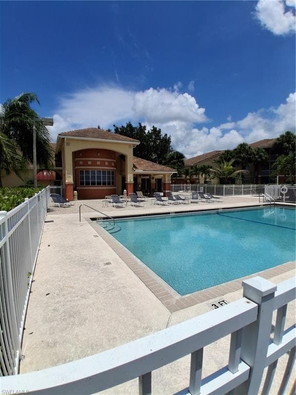 6361 Aragon WAY 101-17