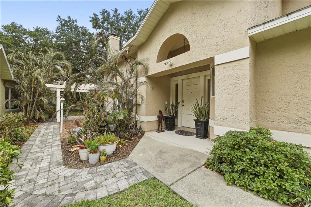2825 La Cita LN-6