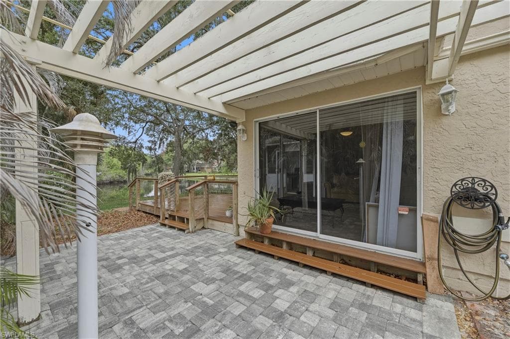 2825 La Cita LN-40