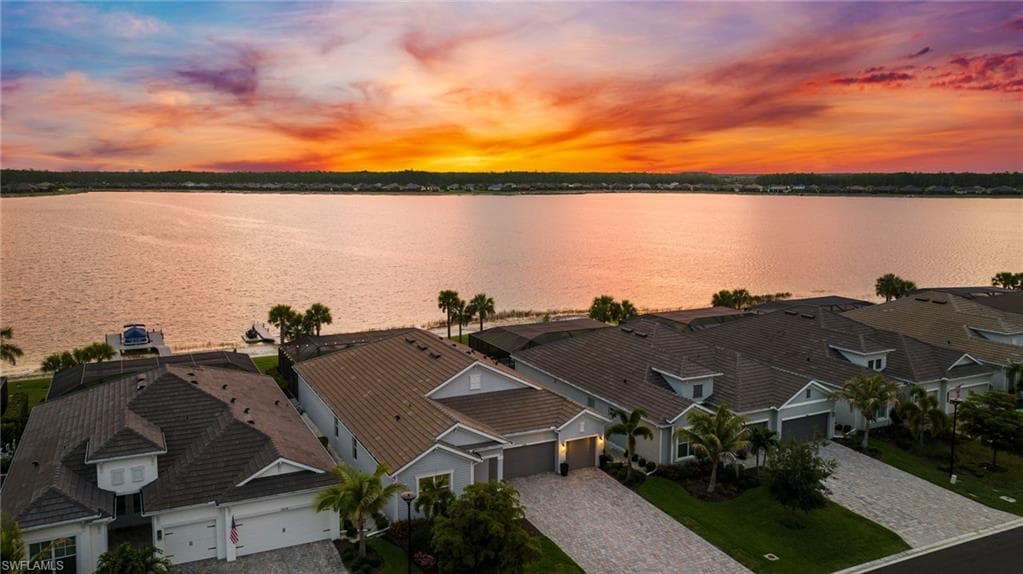 13682 Blue Bay CIR-36