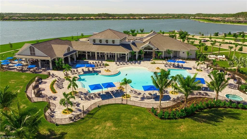 13682 Blue Bay CIR-37