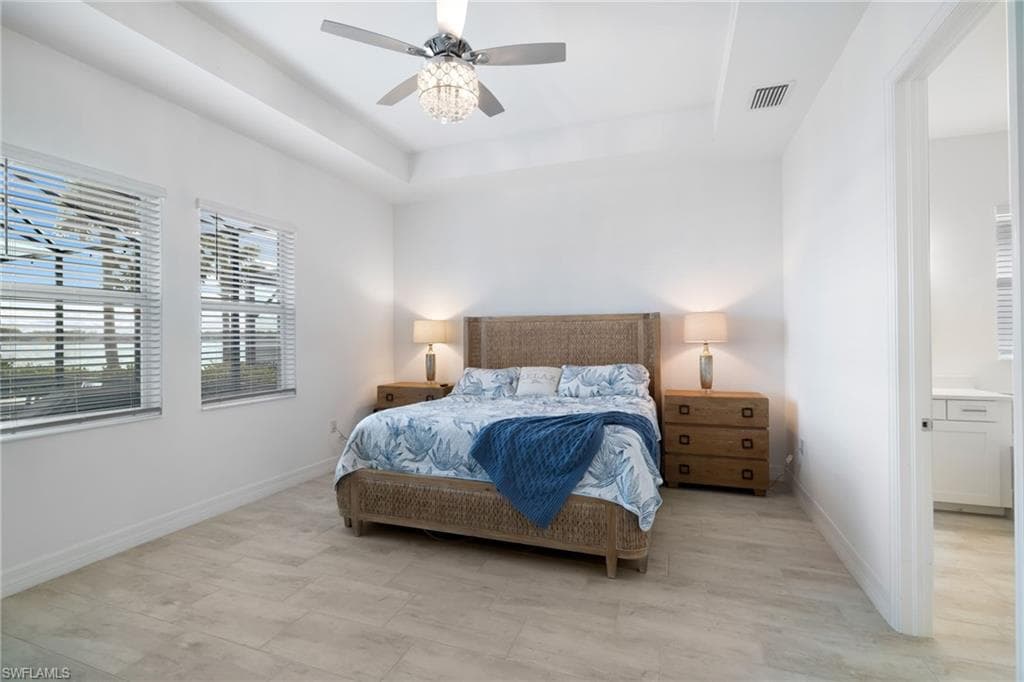 13682 Blue Bay CIR-15