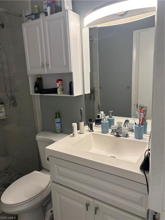 11 Vista Palm LN 204-9