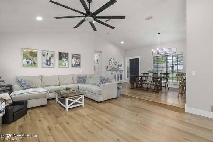 1514 Rivergate DR-2