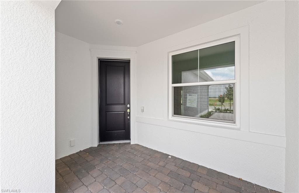 12441 Dolomite WAY-6