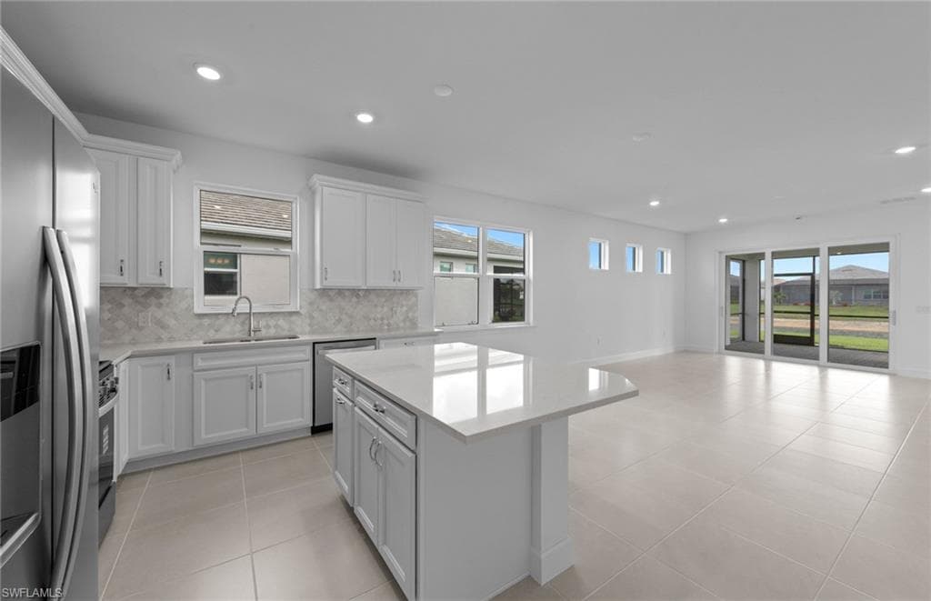 12441 Dolomite WAY-7