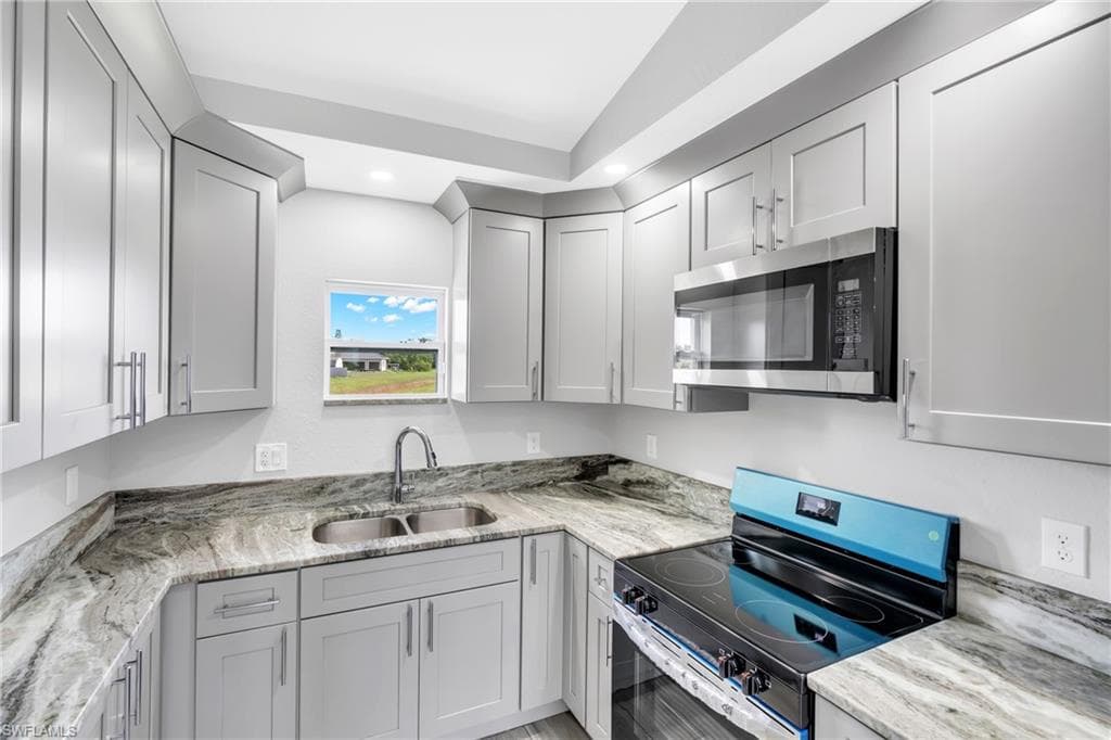 2075 Detroit DR-17