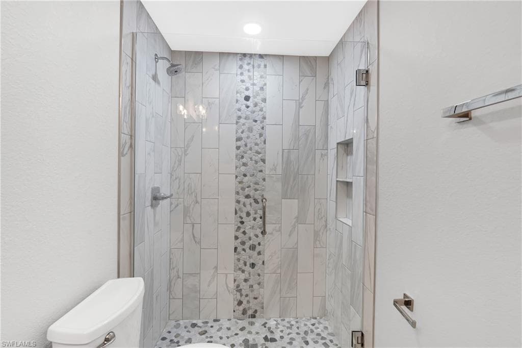 2075 Detroit DR-28
