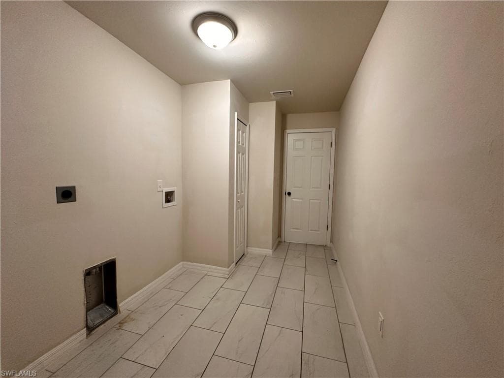 2212 SW Santa Barbara PL-5