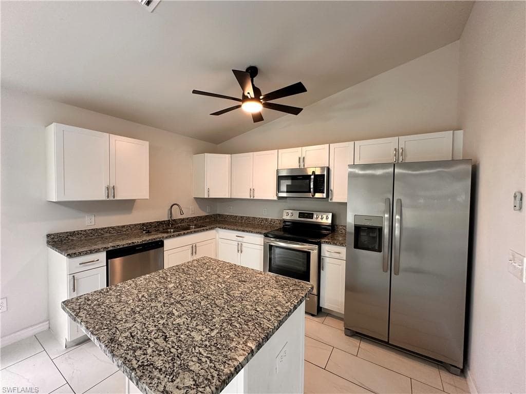 2212 SW Santa Barbara PL-3
