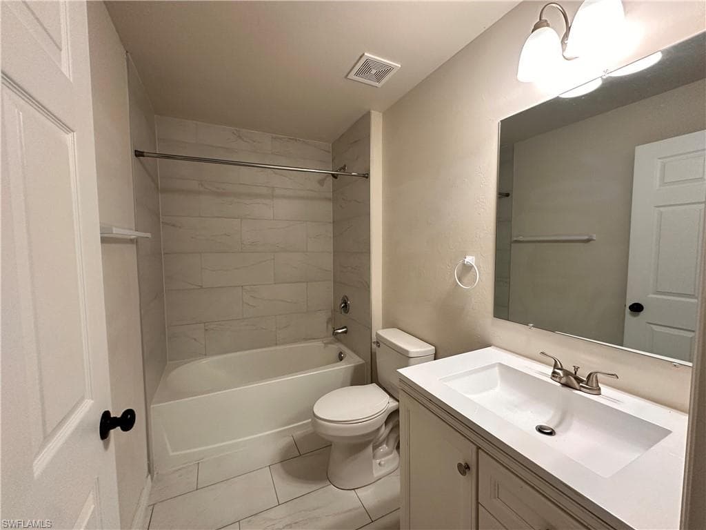 2212 SW Santa Barbara PL-7