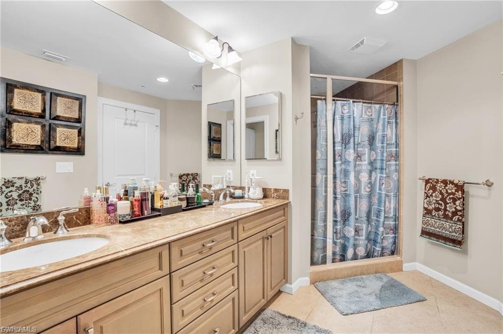5781 Cape Harbour DR 1301-22