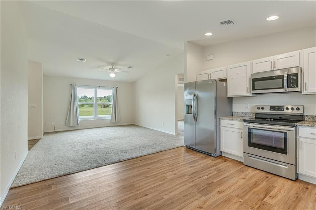 2069 Detroit DR-6