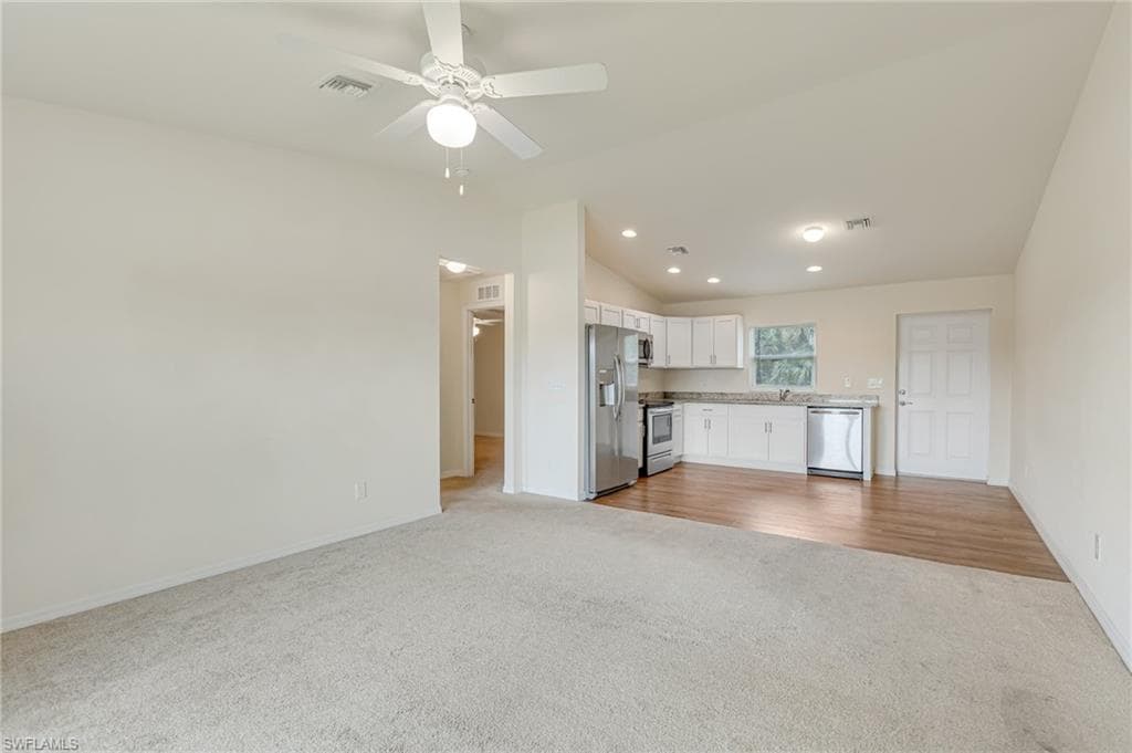 2069 Detroit DR-22