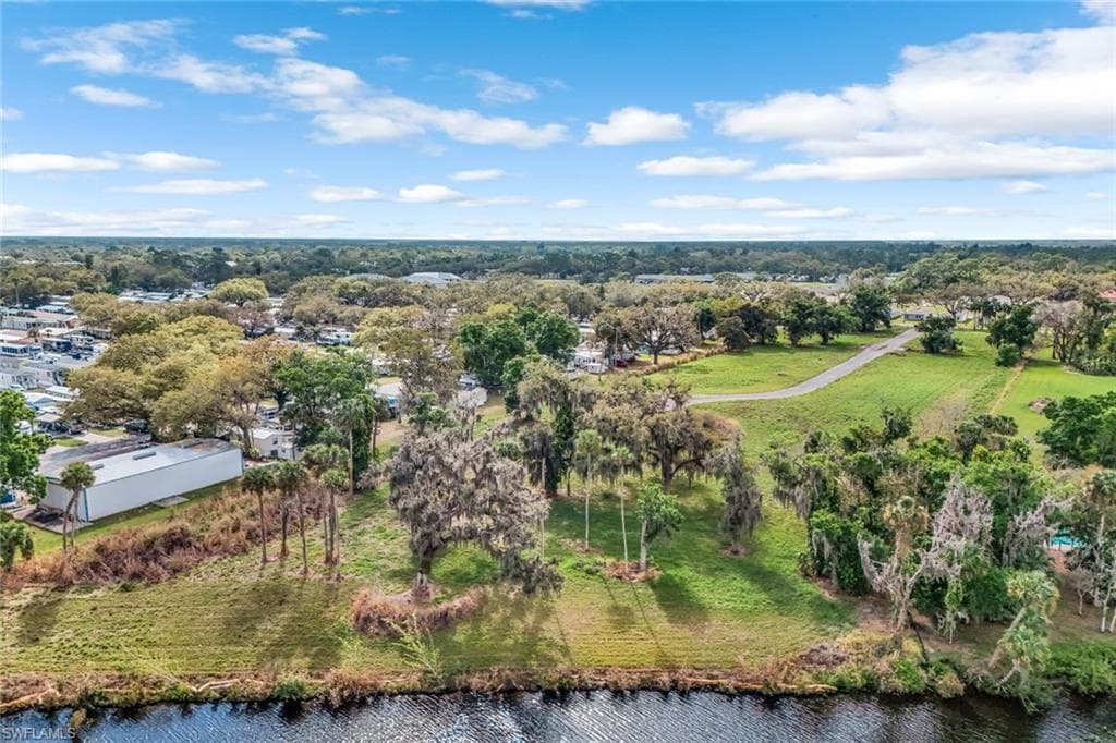1050 Shady Oaks AVE-9