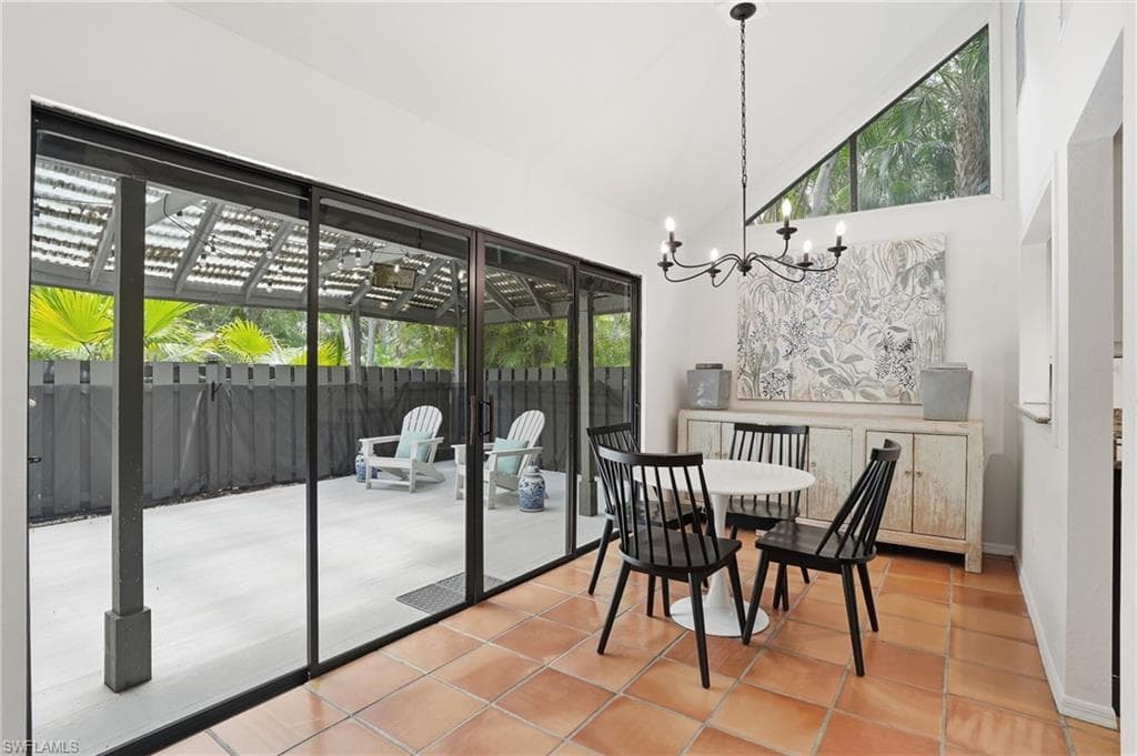 1245 Solana RD-5