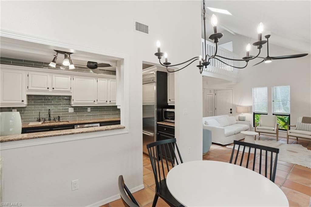 1245 Solana RD-8