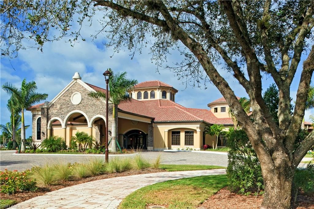 9497 Casoria CT 101-26