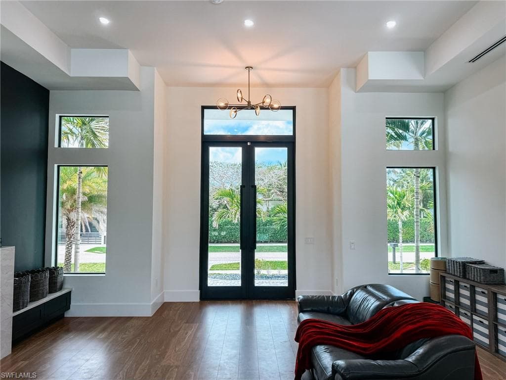 1702 Ludlow RD-10