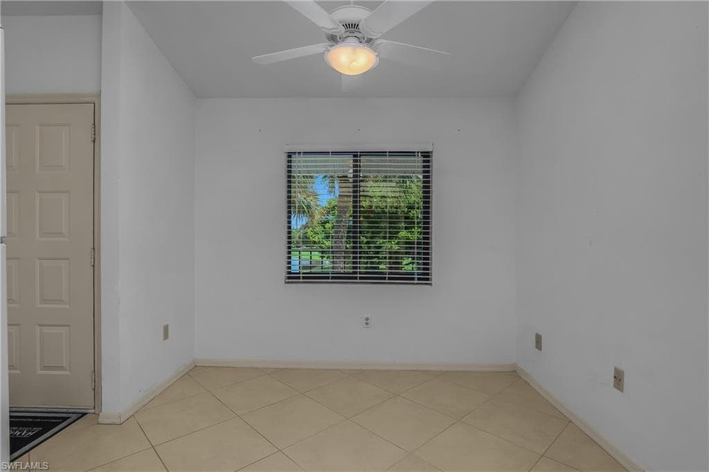 460 Fox Haven DR 1302-13