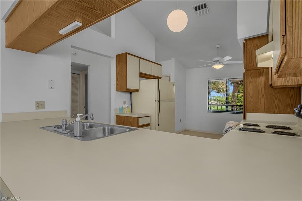 460 Fox Haven DR 1302-9