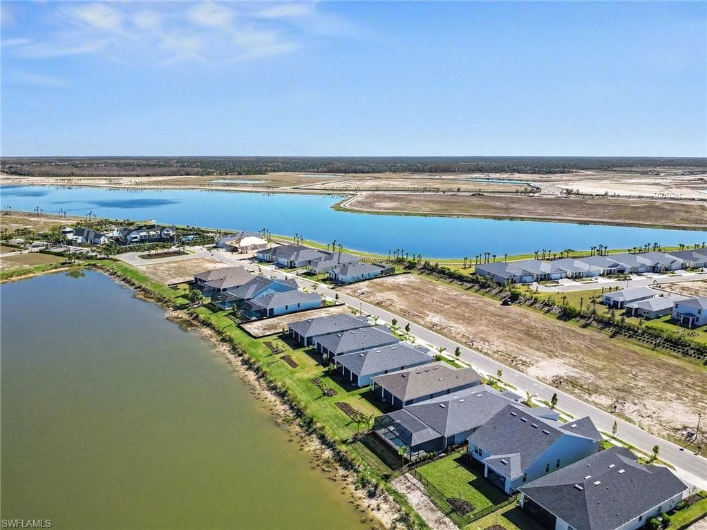 44489 Panther DR-33