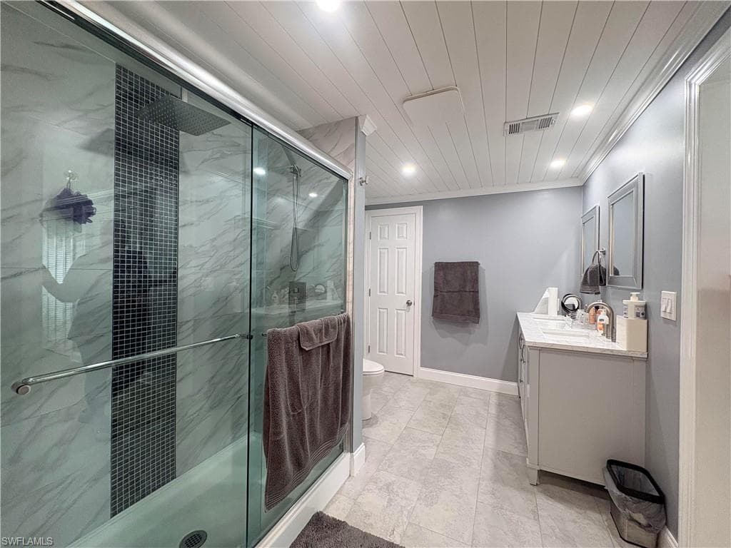 2781 Indianwood DR-24