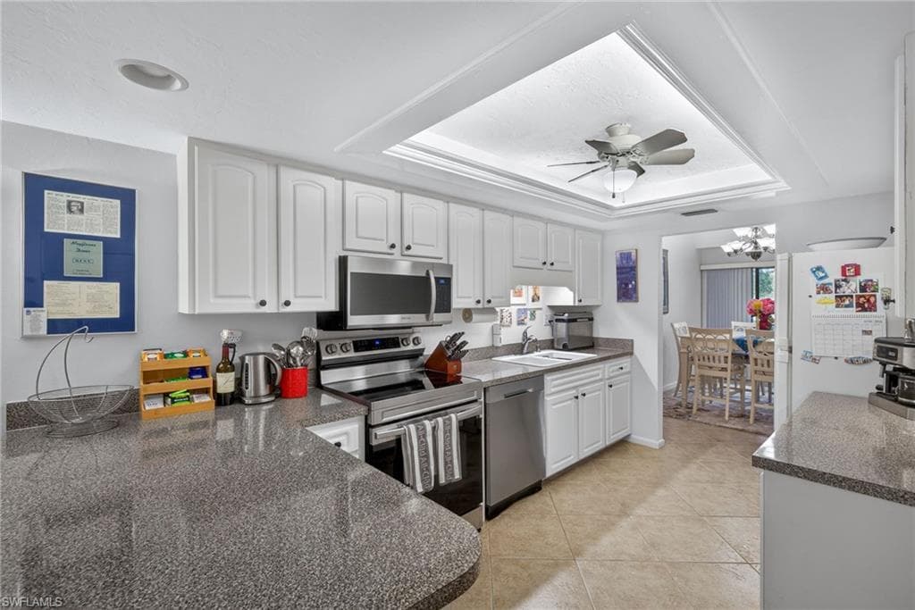 4466 W Mainmast CT-18