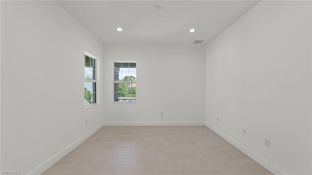 11544 Verandah Palm CT-17