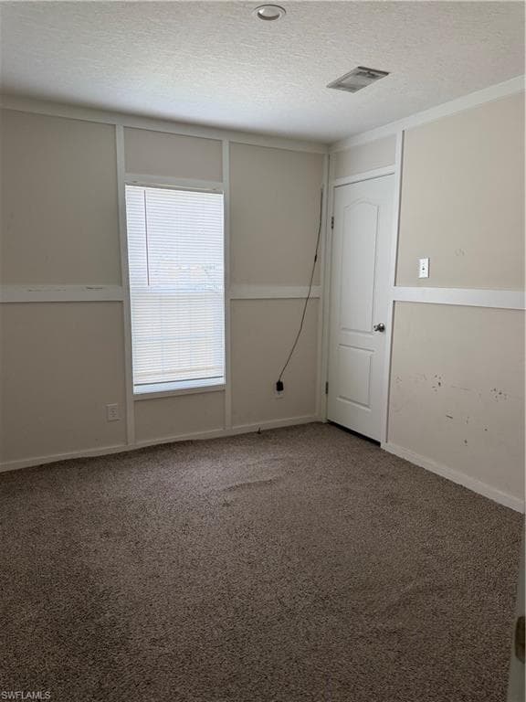 712 Maryland AVE-8