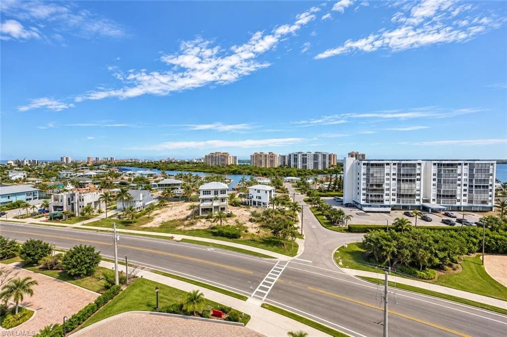 8400 Estero BLVD 903-3