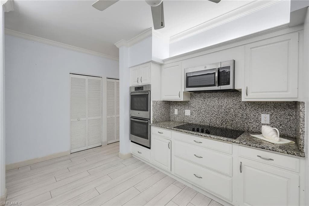 828 Hideaway CIR E 423-17