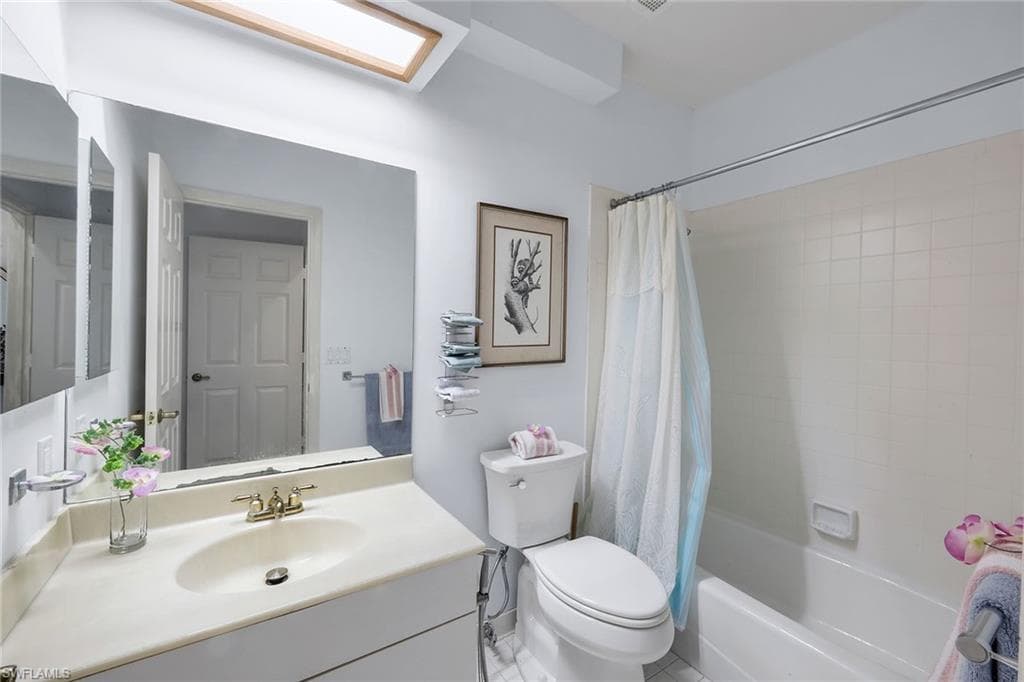 828 Hideaway CIR E 423-34
