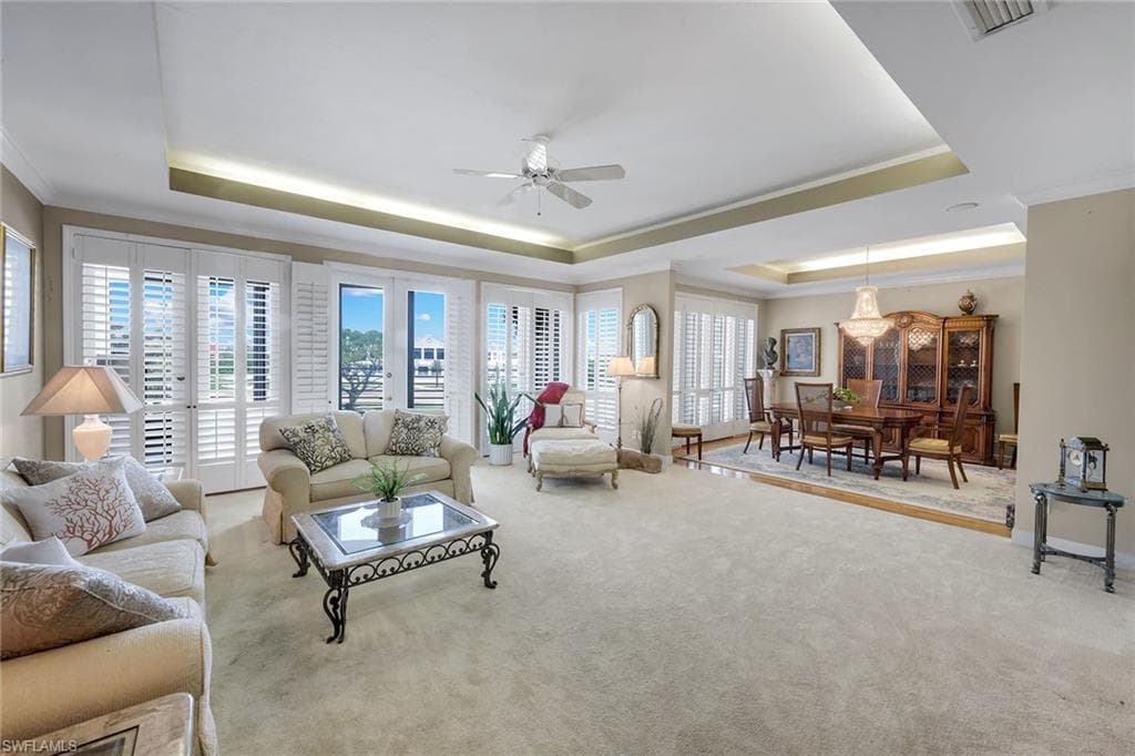 828 Hideaway CIR E 423-10