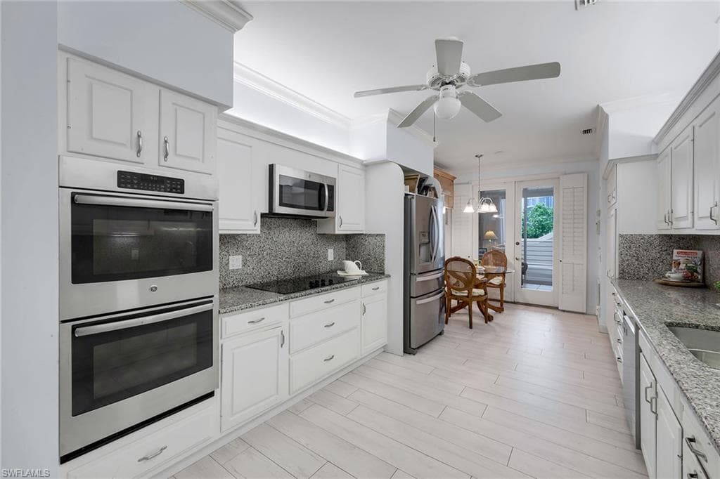 828 Hideaway CIR E 423-15