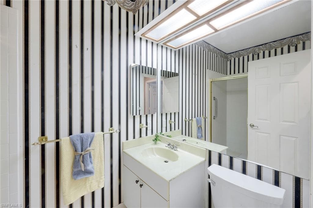 828 Hideaway CIR E 423-31