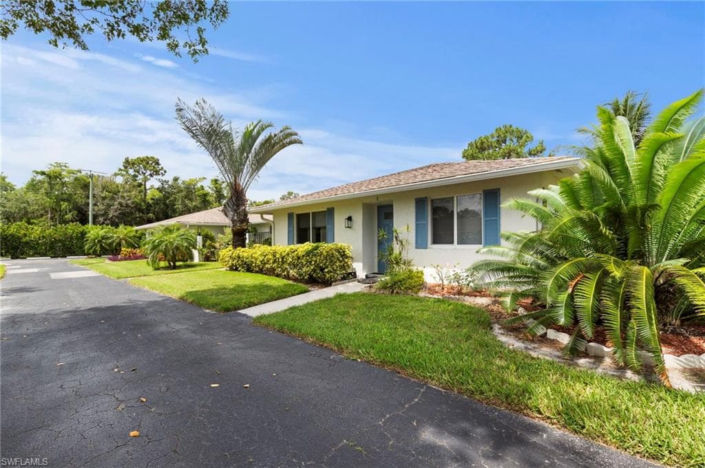 50 Glades BLVD 2-1
