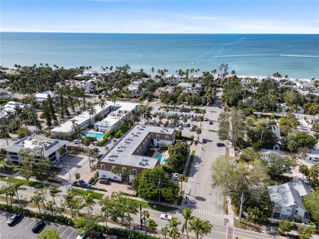 1222 Gordon DR 2-1