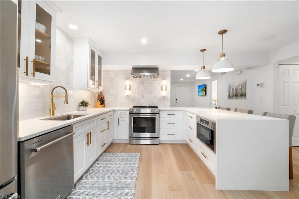 1222 Gordon DR 2-5