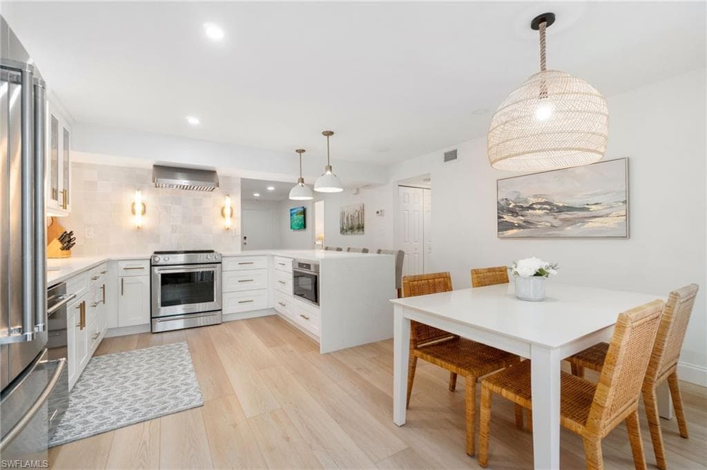 1222 Gordon DR 2-4
