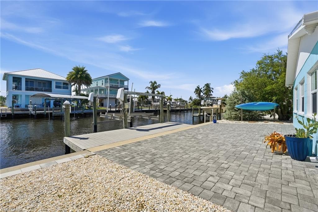 2691 Geary ST-16