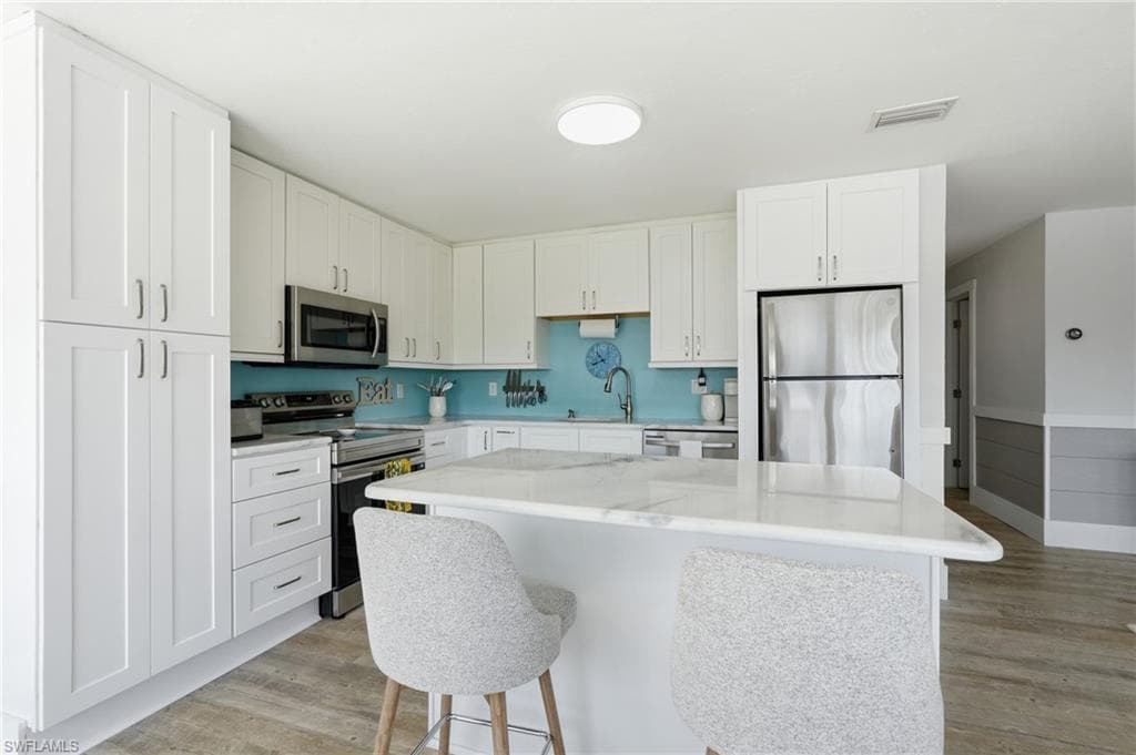 2691 Geary ST-9