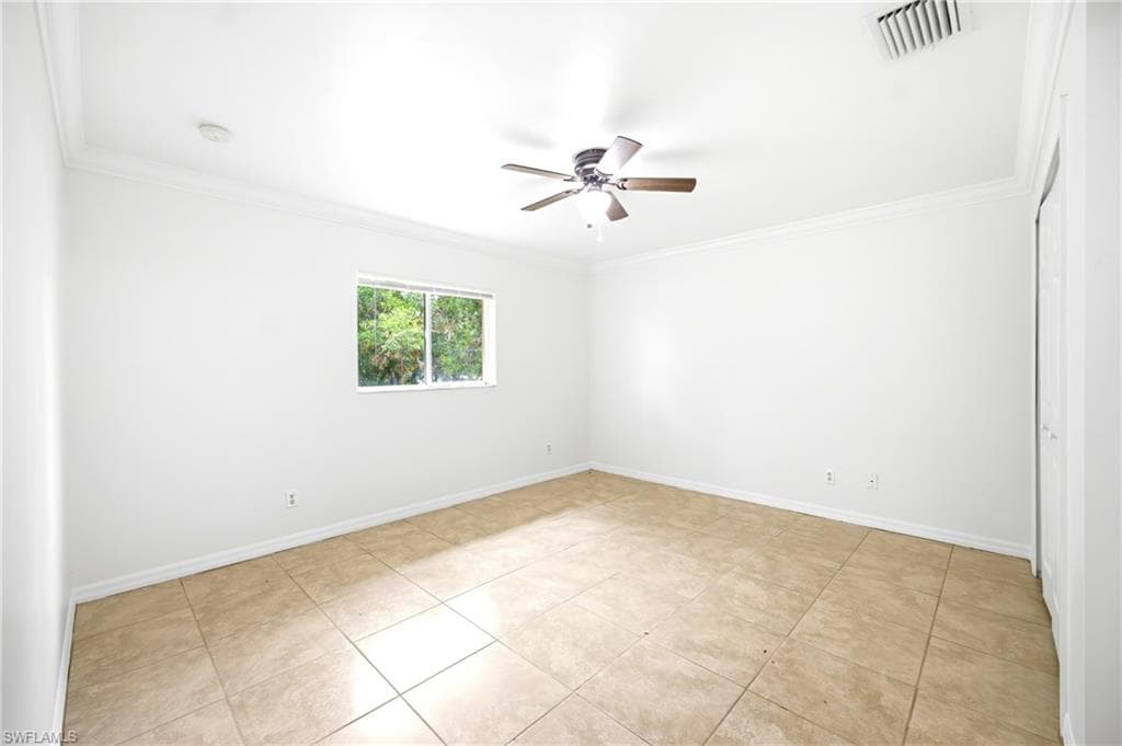 1800 Venice AVE N-16