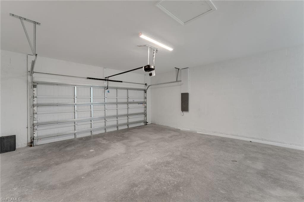 16935 SQUIRREL BRANCH LN-34