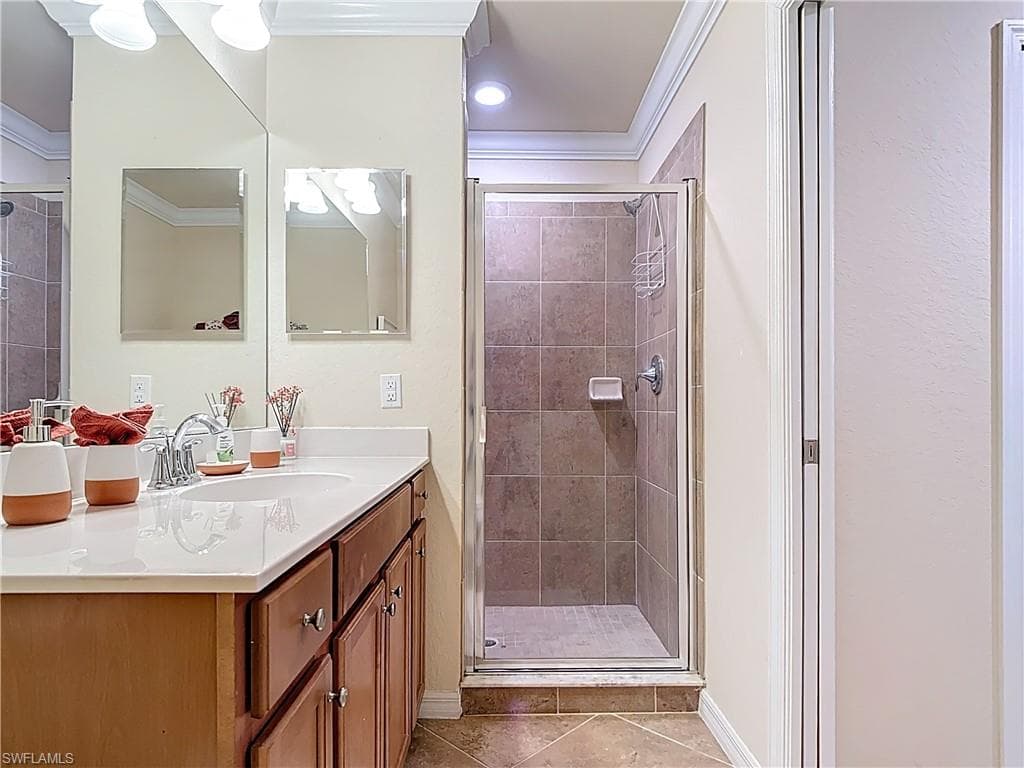 9830 Giaveno CIR 1637-24