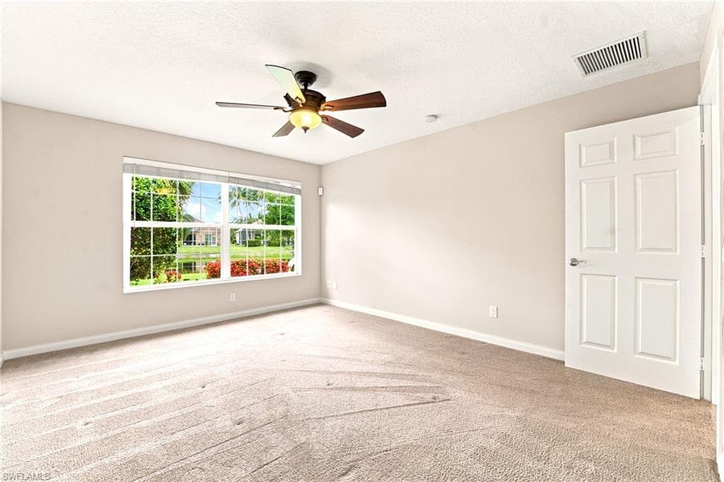 8141 Xenia LN-18