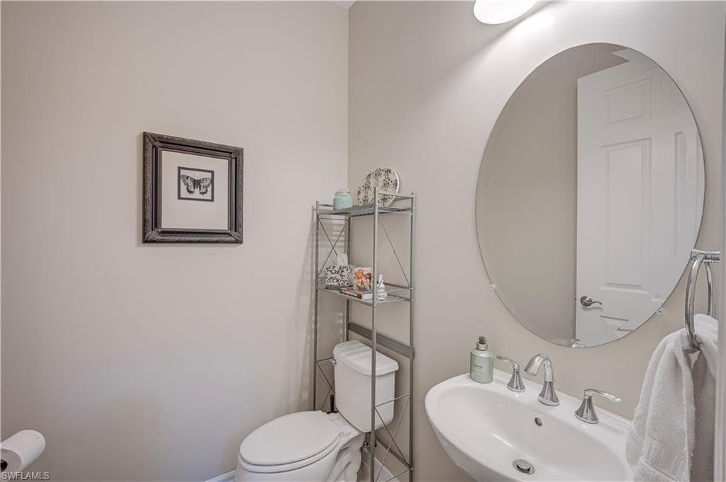 11711 Izarra WAY 6107-9
