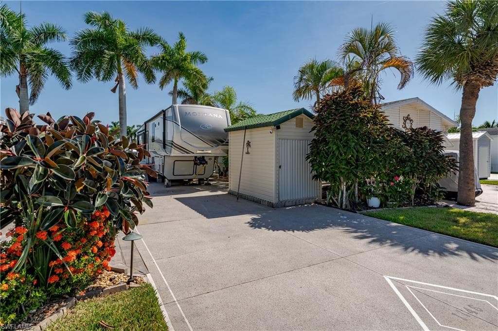 1146 Silver Lakes BLVD-6