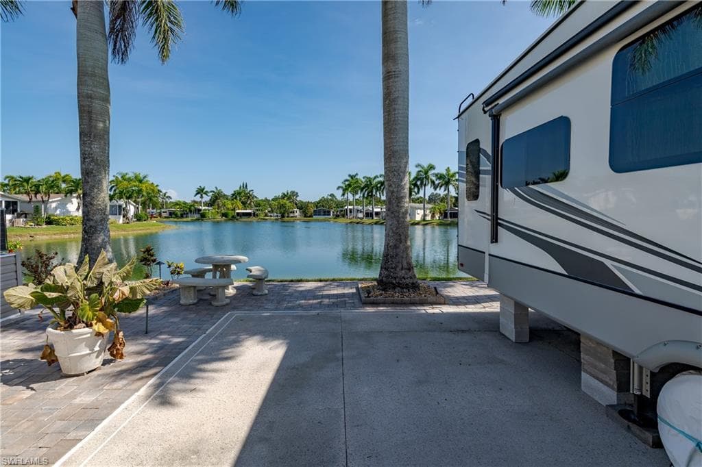 1146 Silver Lakes BLVD-12