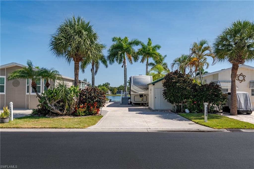 1146 Silver Lakes BLVD-3